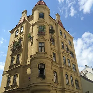 7th Heaven Center Wien
