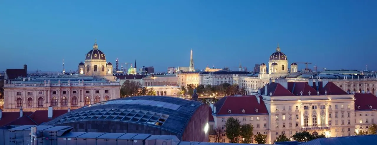 K+K Hotel Maria Theresia Viyana 4*,